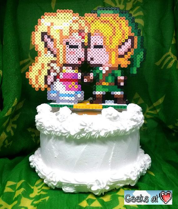 Zelda Themed Wedding
 Legend of Zelda Link and Zelda Kissing Gamer Wedding