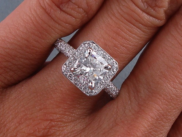 2 Carat Cushion Cut Diamond Engagement Ring
 2 00 CARATS CT TW CUSHION CUT DIAMOND ENGAGEMENT RING G