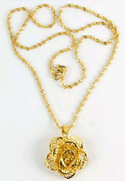 24 Karat Gold Necklace
 Women s necklace with pendant in 24 kt 999 gold Catawiki