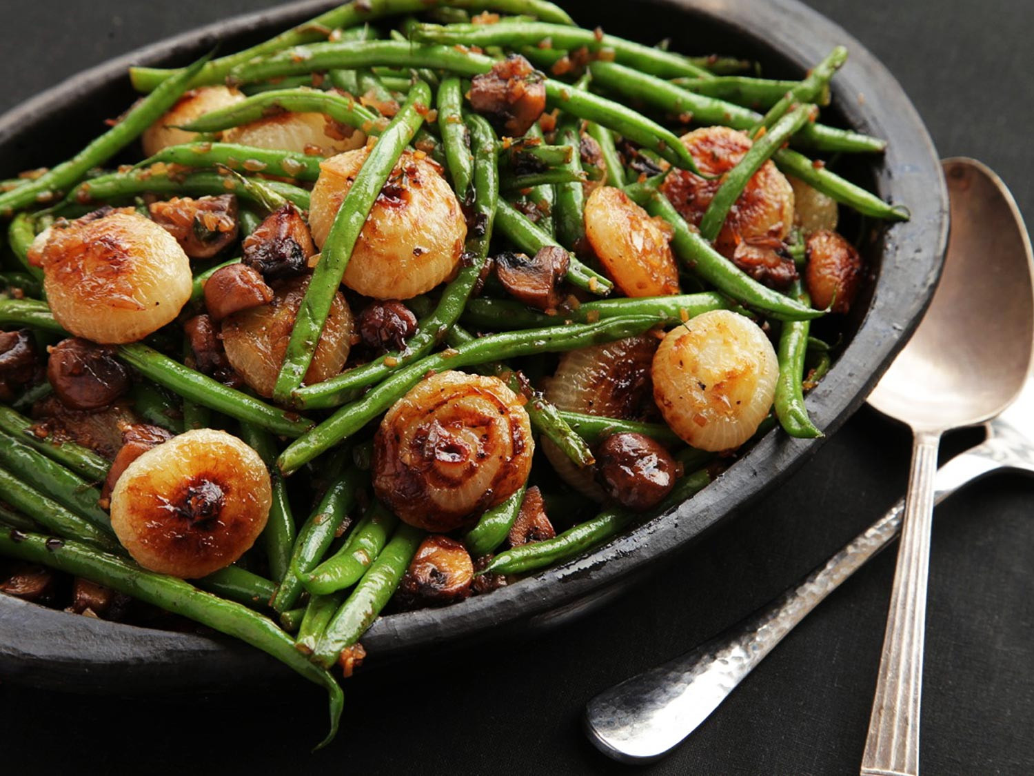 Best Green Bean Recipe For Thanksgiving
 Sautéed Green Beans With Mushrooms and Caramelized