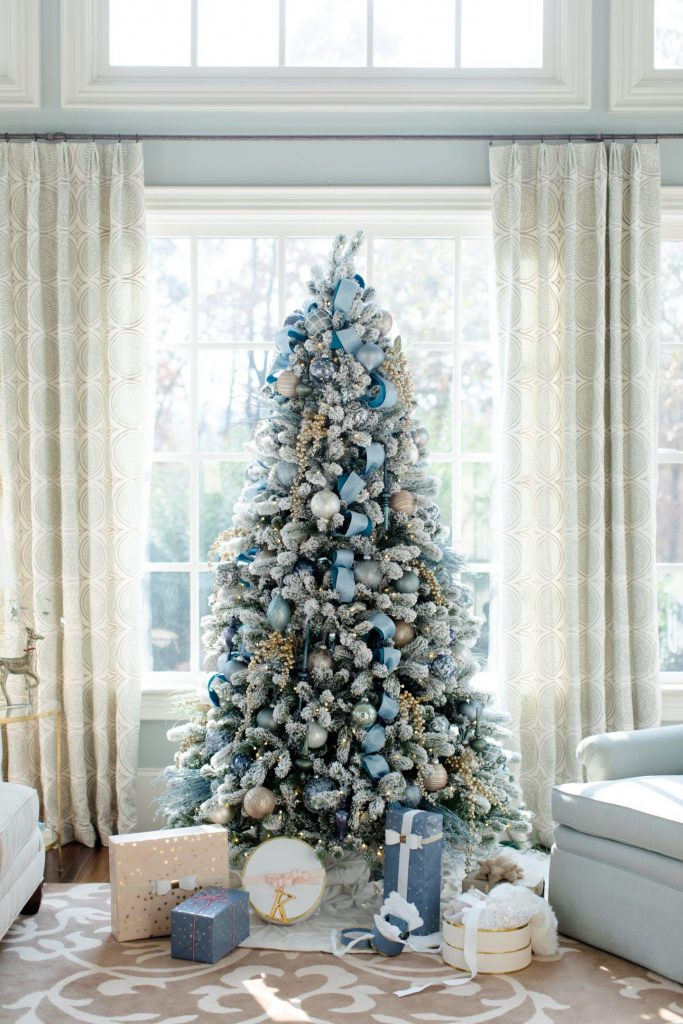 Blue Christmas Decor
 Mesmerizing Blue Christmas Tree Decorations Christmas