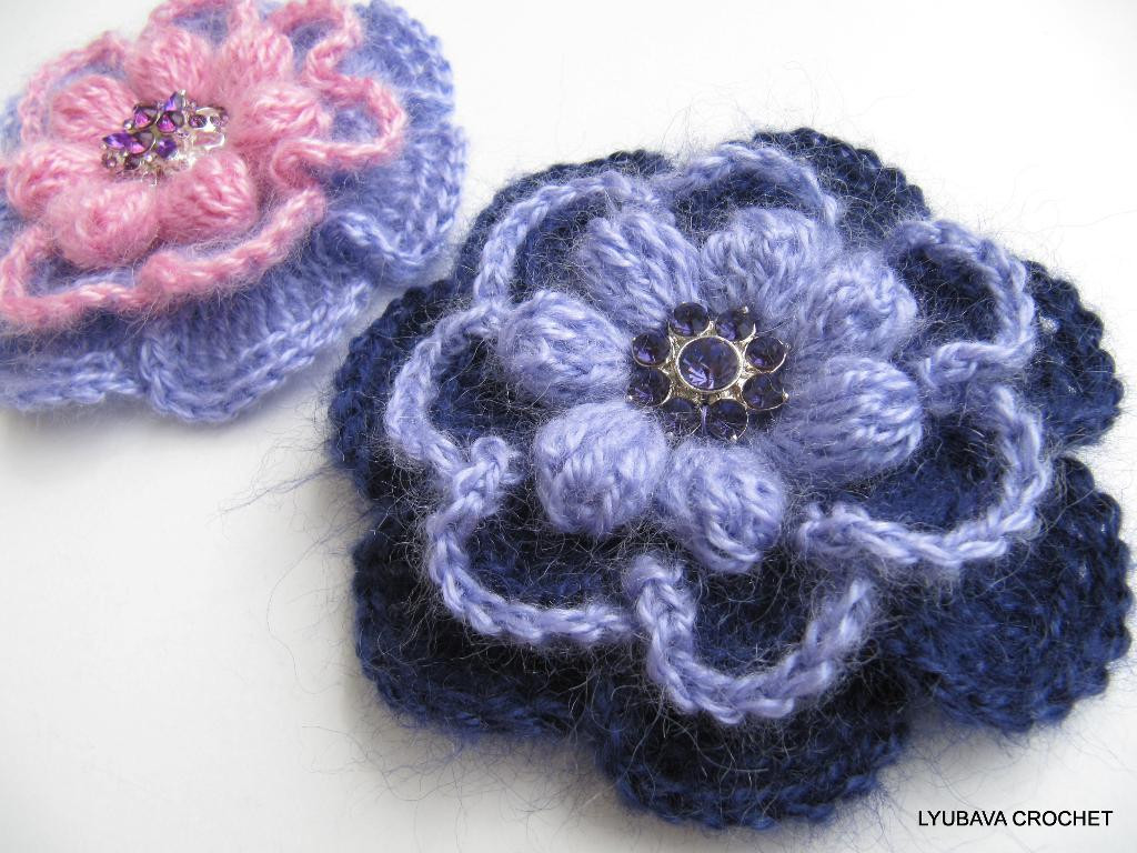Brooches Pattern
 You have to see Gorgeous Crochet Flower Brooch on Craftsy