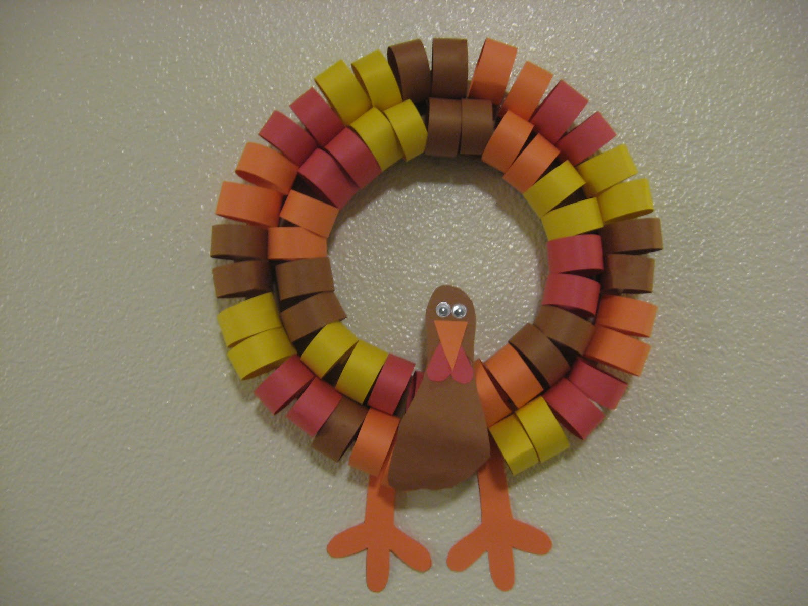 Crafts For Thanksgiving
 Hugs and Keepsakes 18 THANKSGIVING CRAFT IDEAS