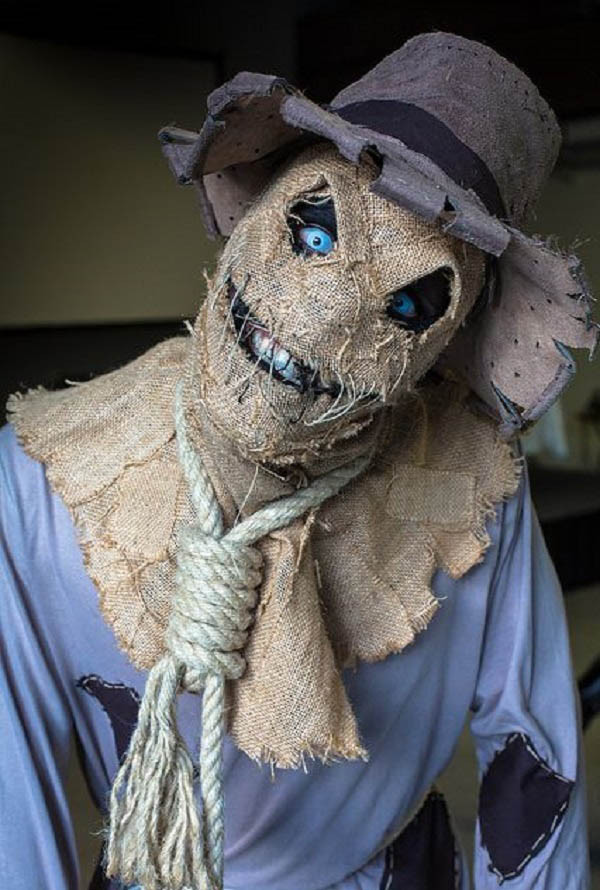 Creepy Halloween Costume Ideas
 scary beautiful costumes scarecrow Easyday