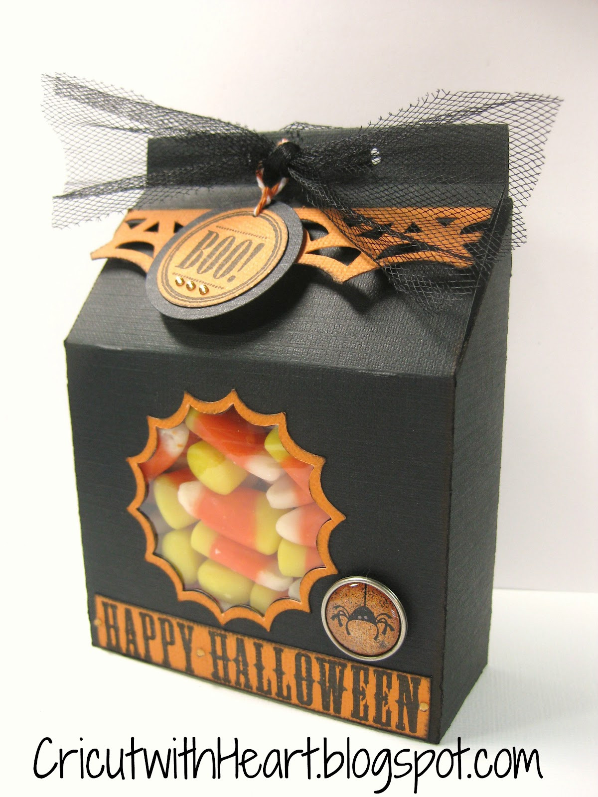 Cricut Halloween Ideas
 Cricut with Heart Halloween Slanted Treat Box
