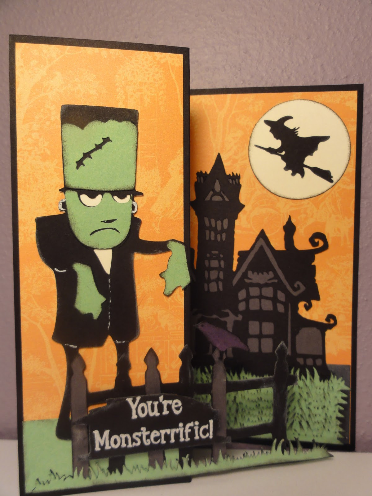 Cricut Halloween Ideas
 The Cricut Bug Halloween Z Fold Card