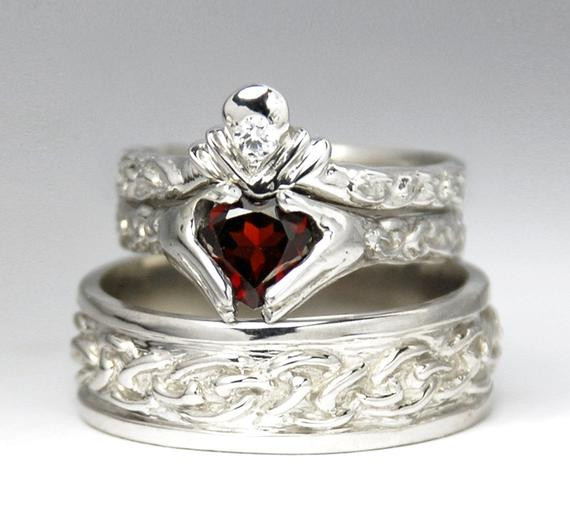 Diamond Claddagh Wedding Ring Sets
 Claddagh Wedding Set New White gold Diamond Garnet