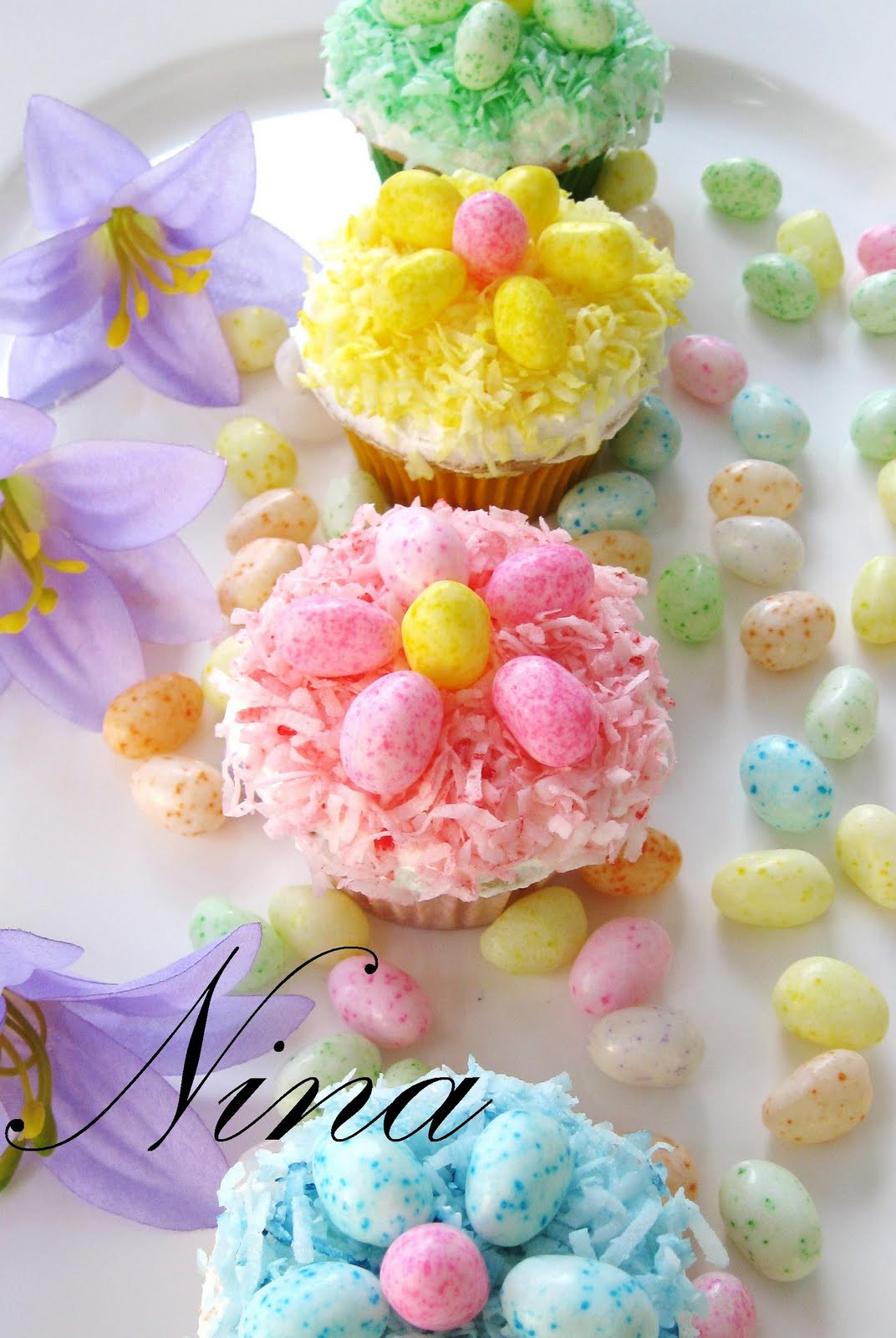 Easter Cupcake Decorating Ideas
 NINA S RECIPES EASTER CUPCAKES