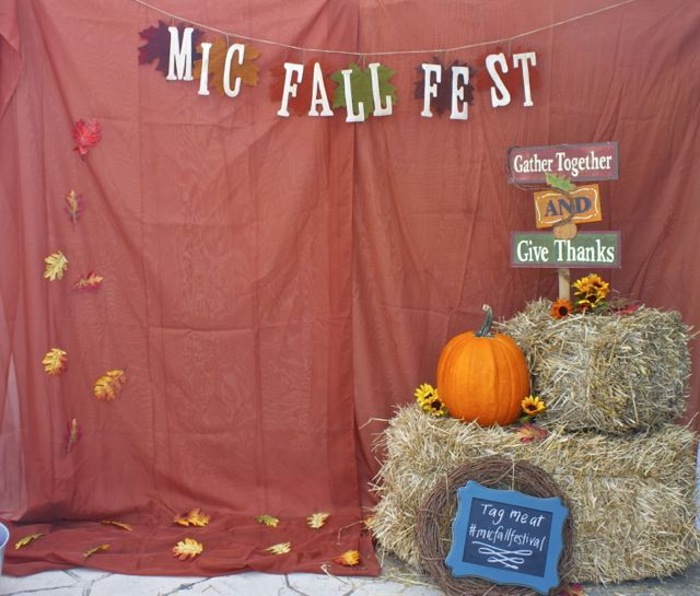 Fall Fest Booth Ideas
 DIY Fall Festival booth by Chiara Marie