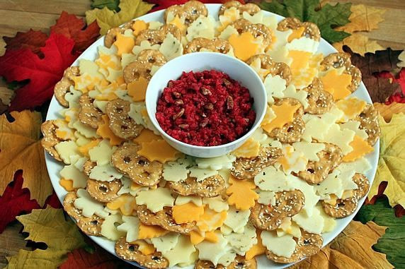 Fall Themed Party Food
 20 Amazing Fall Party Ideas You ll Fall in Love With