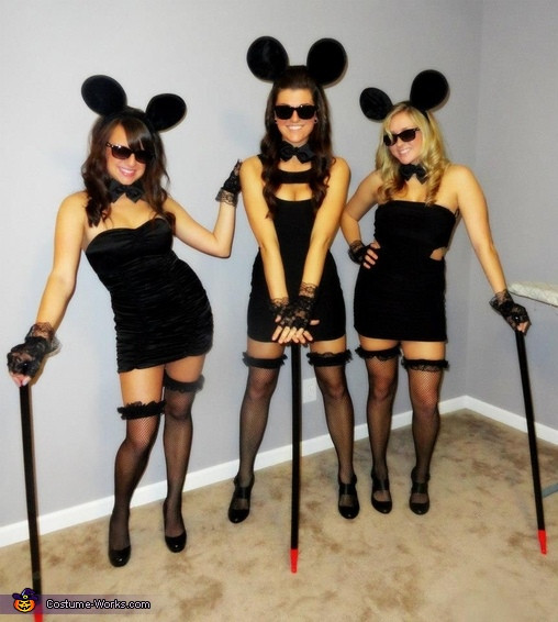 Halloween Costume Ideas For 3
 Halloween Costume For You And Your Squad