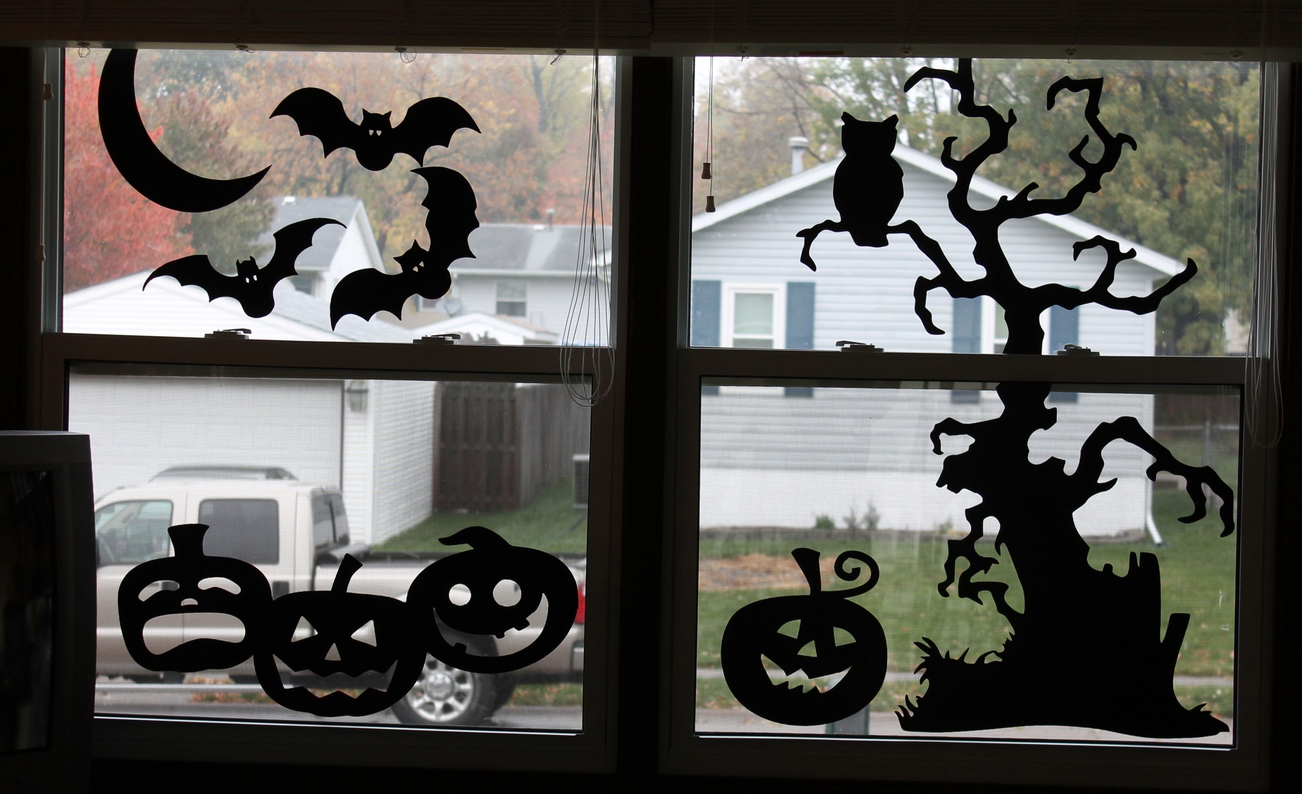 Halloween Window Silhouettes Diy
 Halloween Silhouette Windows Who Arted