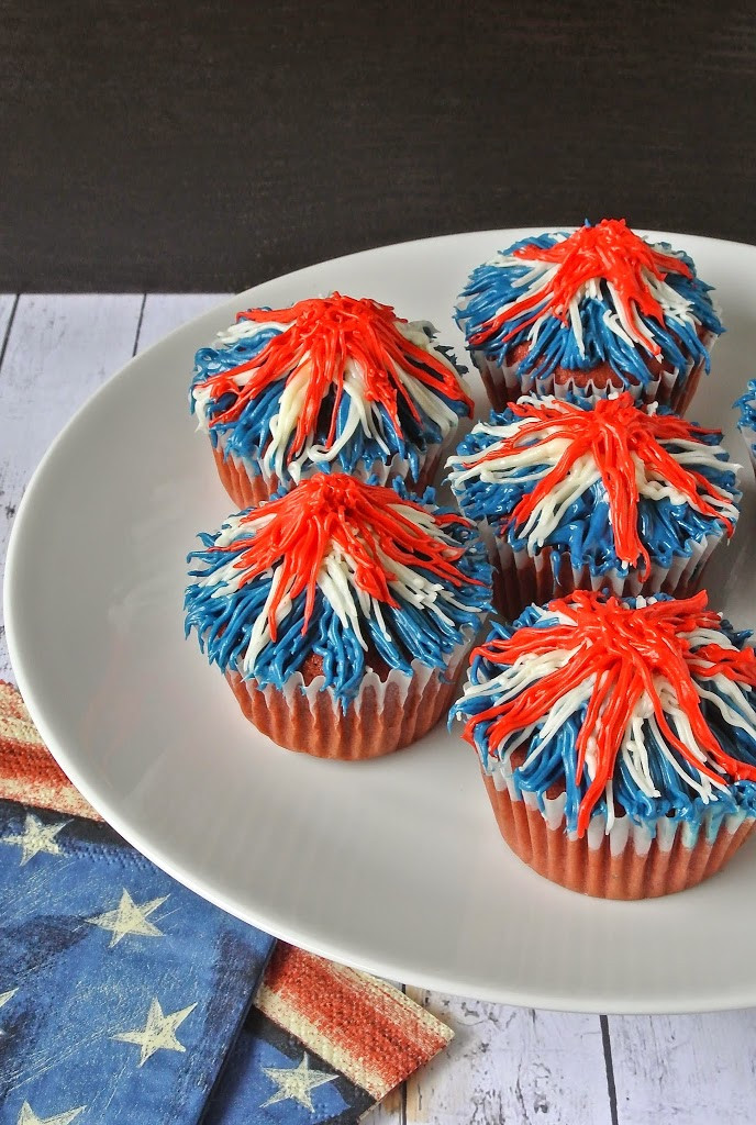 Memorial Day Cupcakes Ideas
 Memorial Day firework cupcakes Culinary Ginger