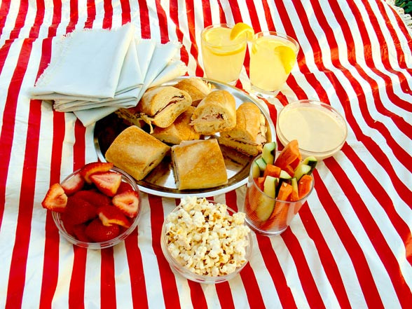 Memorial Day Picnic Ideas
 deversdesign What to serve at a Memorial Day party
