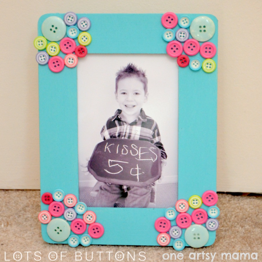 Mother's Day Decoration Ideas
 Mother’s Day Button Frame