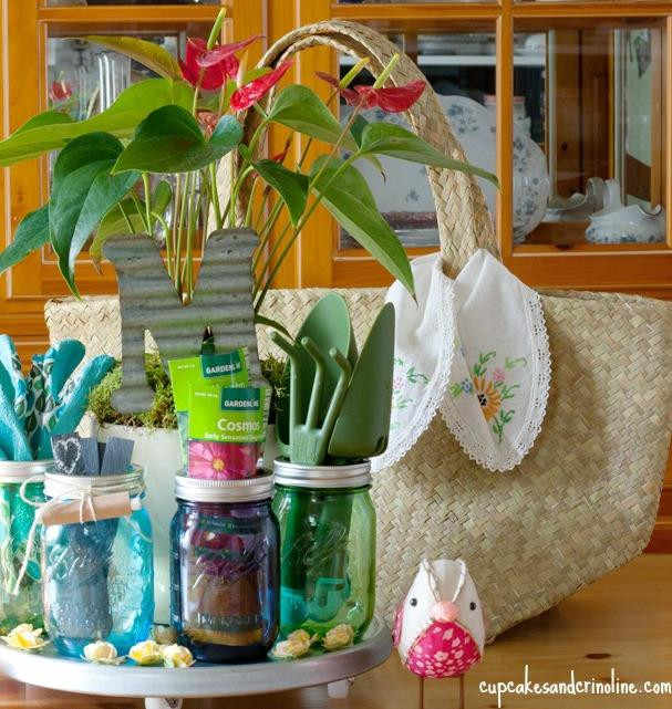 Mothers Day Garden Gifts
 Mothers Day Ideas 6 DIY Gifts & Recipes Setting for Four