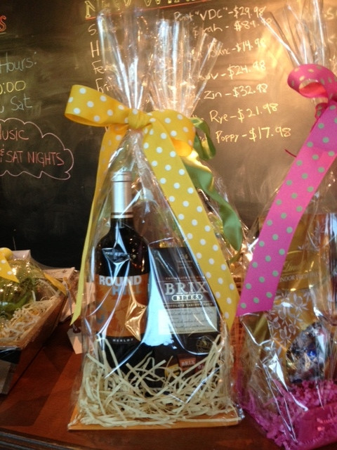 Mothers Day Wine Gift Baskets
 Make Her Day Extra Special with a Wine Gift Basket for