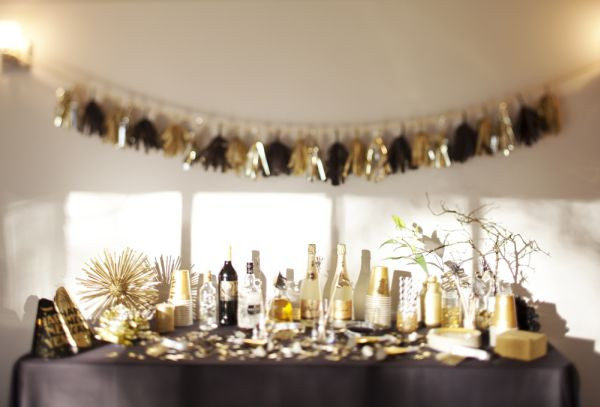 New Year Party Ideas
 Easy Last Minute DIY New Year s Eve Party Ideas