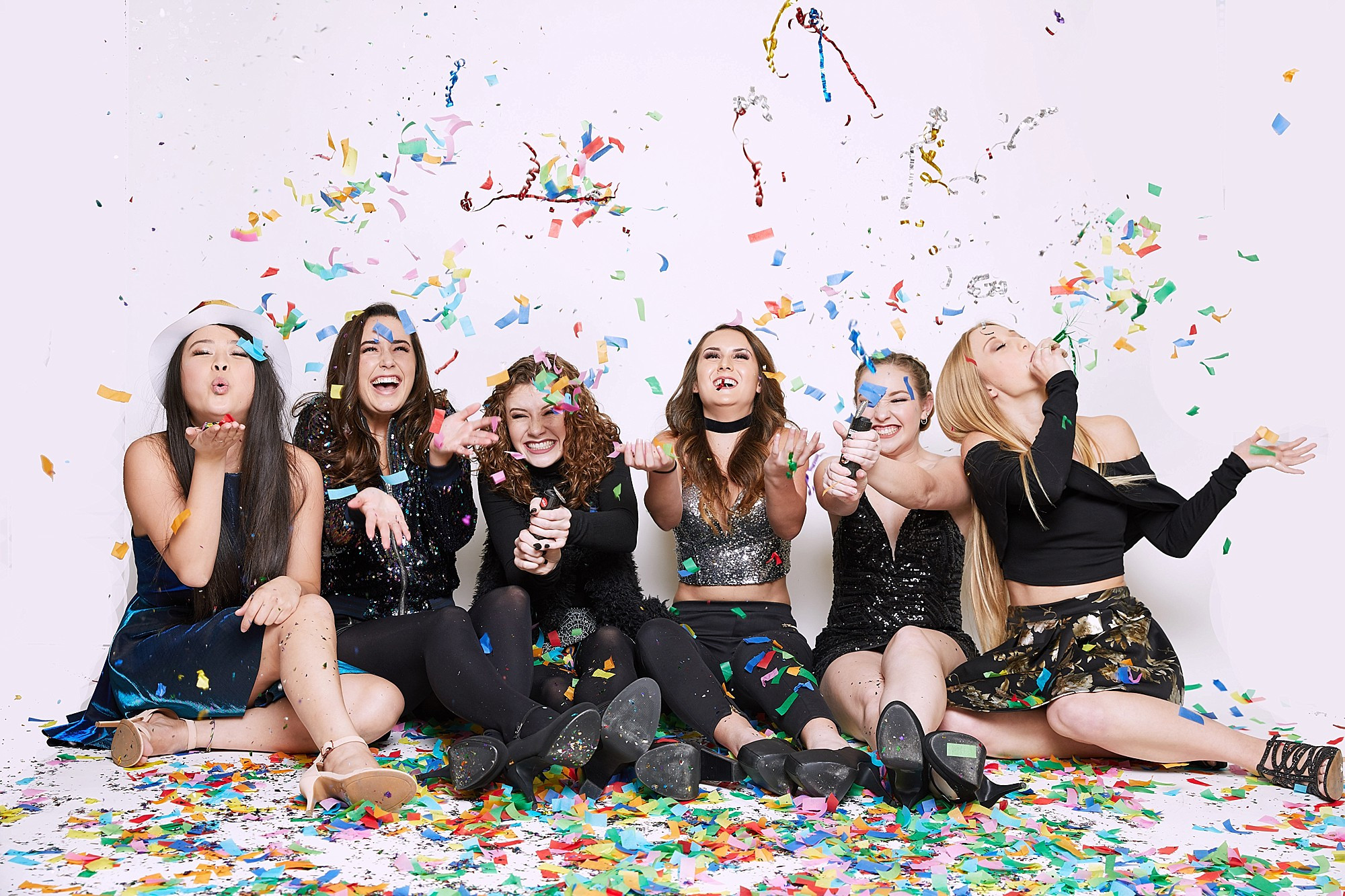 New Year Photoshoot Ideas
 Fun and Colorful New Years Shoot with Confetti