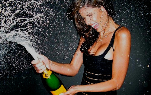New Year Photoshoot Ideas
 pop champagne