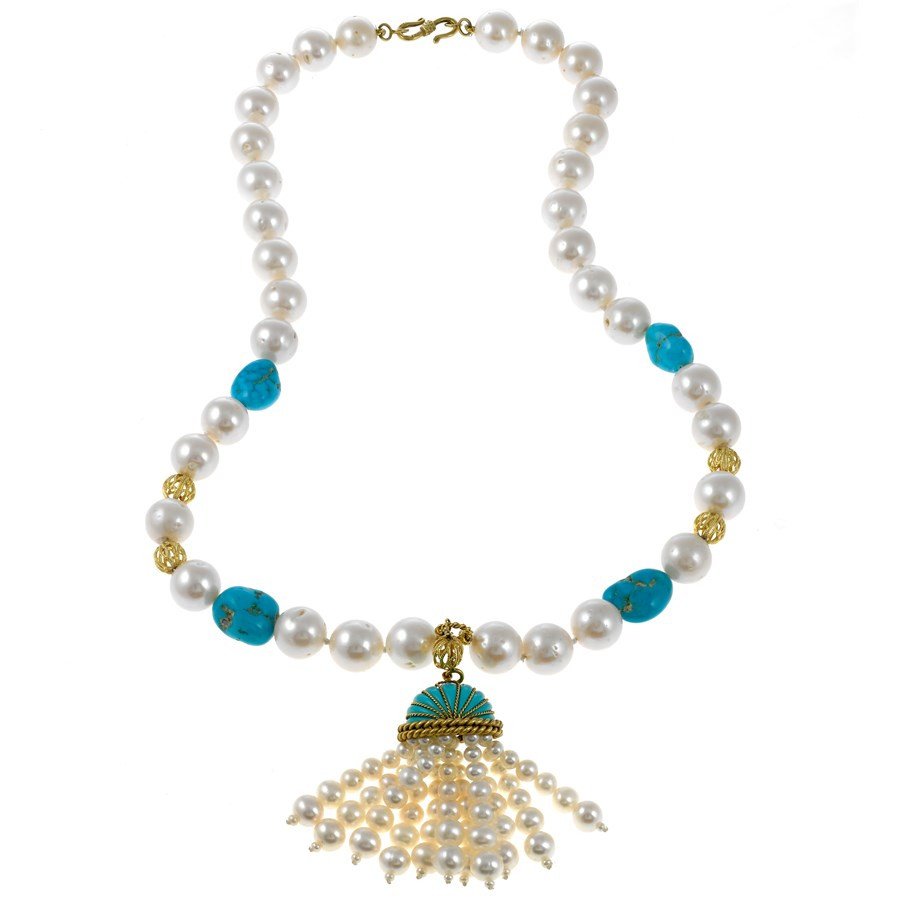 Pearl Tassel Necklace
 Yellow Gold Freshwater Pearl Necklace with Tassel and