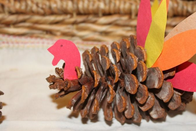 Pine Cone Crafts For Thanksgiving
 Pine Cone Turkeys