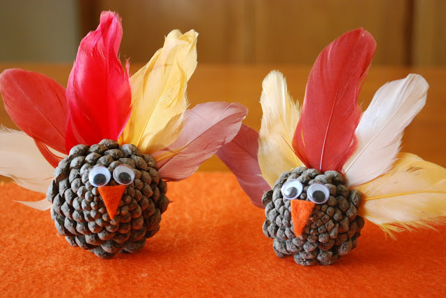 Pine Cone Crafts For Thanksgiving
 16 Easy Thanksgiving and Fall Crafts and Activities for