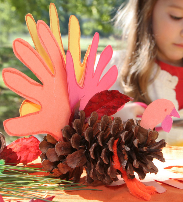 Pine Cone Crafts For Thanksgiving
 Thanksgiving Crafts For Kids Pine Cone Turkey