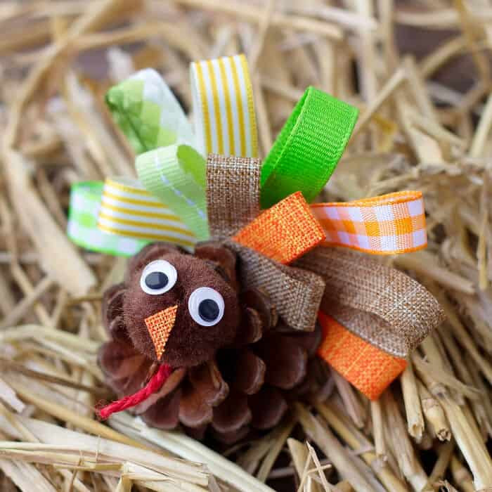 Pine Cone Crafts For Thanksgiving
 Turkey Crafts For Thanksgiving