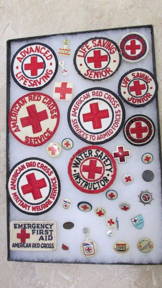 Pins Parches
 WW1 WW2 Collection of American Red Cross USO Pins Patches