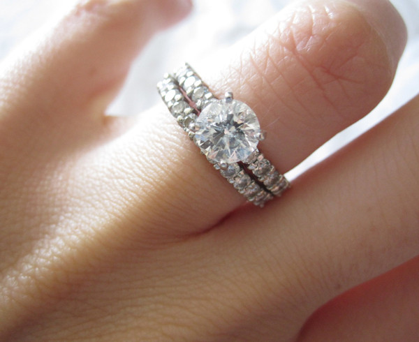 Proper Way To Wear Engagement And Wedding Rings
 How to Wear a Wedding Ring Set the Right Way Blog