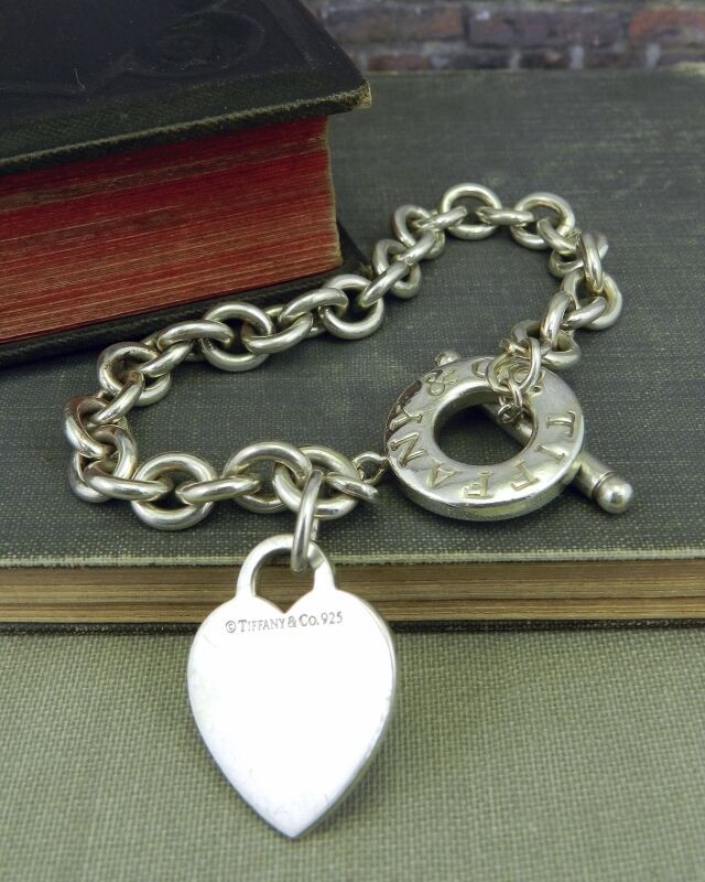 Tiffany And Co Bracelet 925
 Tiffany & Co 925 Heart Tag Toggle Bracelet in Sterling