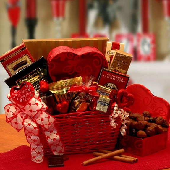Valentines Day Chocolate Gift
 Cupids Choice Valentines Chocolates Gift Basket