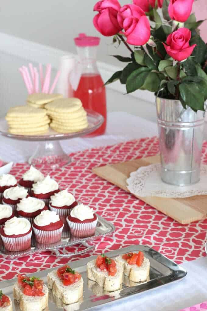 Valentines Day Food Idea
 Valentine s Party A Date Box Exchange So Festive