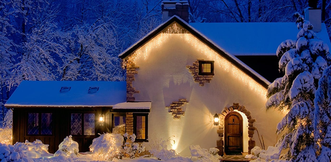 Winter Getaways Ideas
 5 Magical Midwest Winter Getaways to Book in 2018 PureWow