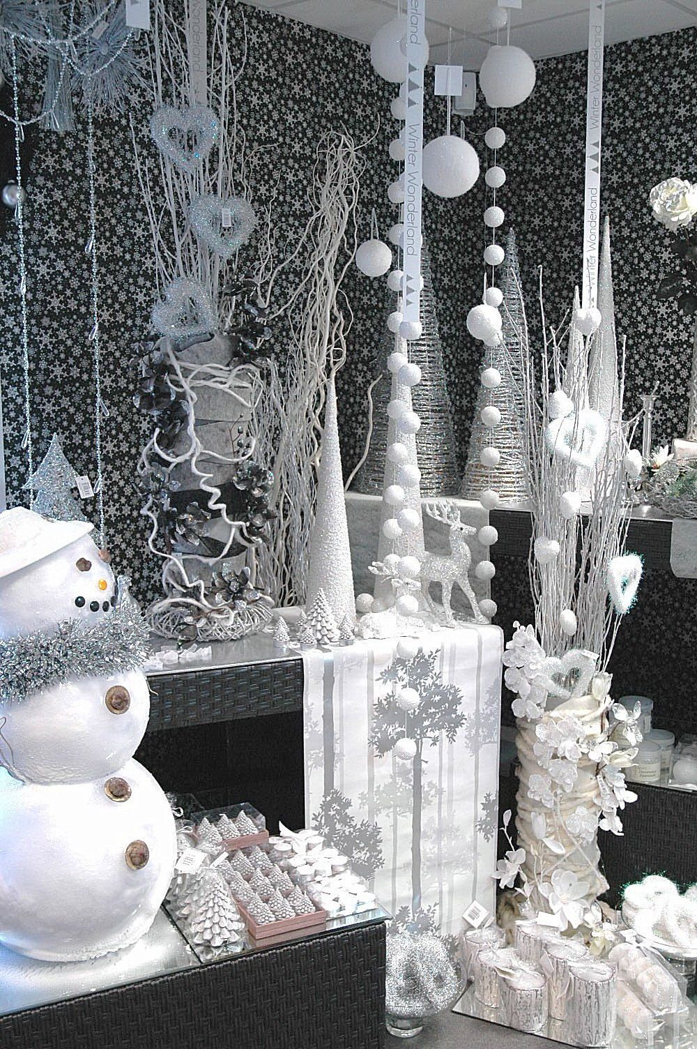 Winter Wonderland Christmas Decor
 A Winter Wonderland display similar to elf and white