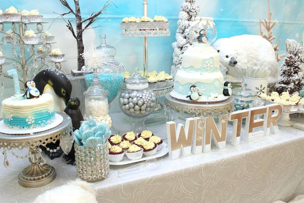 Winter Wonderland Party Theme Ideas
 Winter ederland Birthday Party Ideas Baby