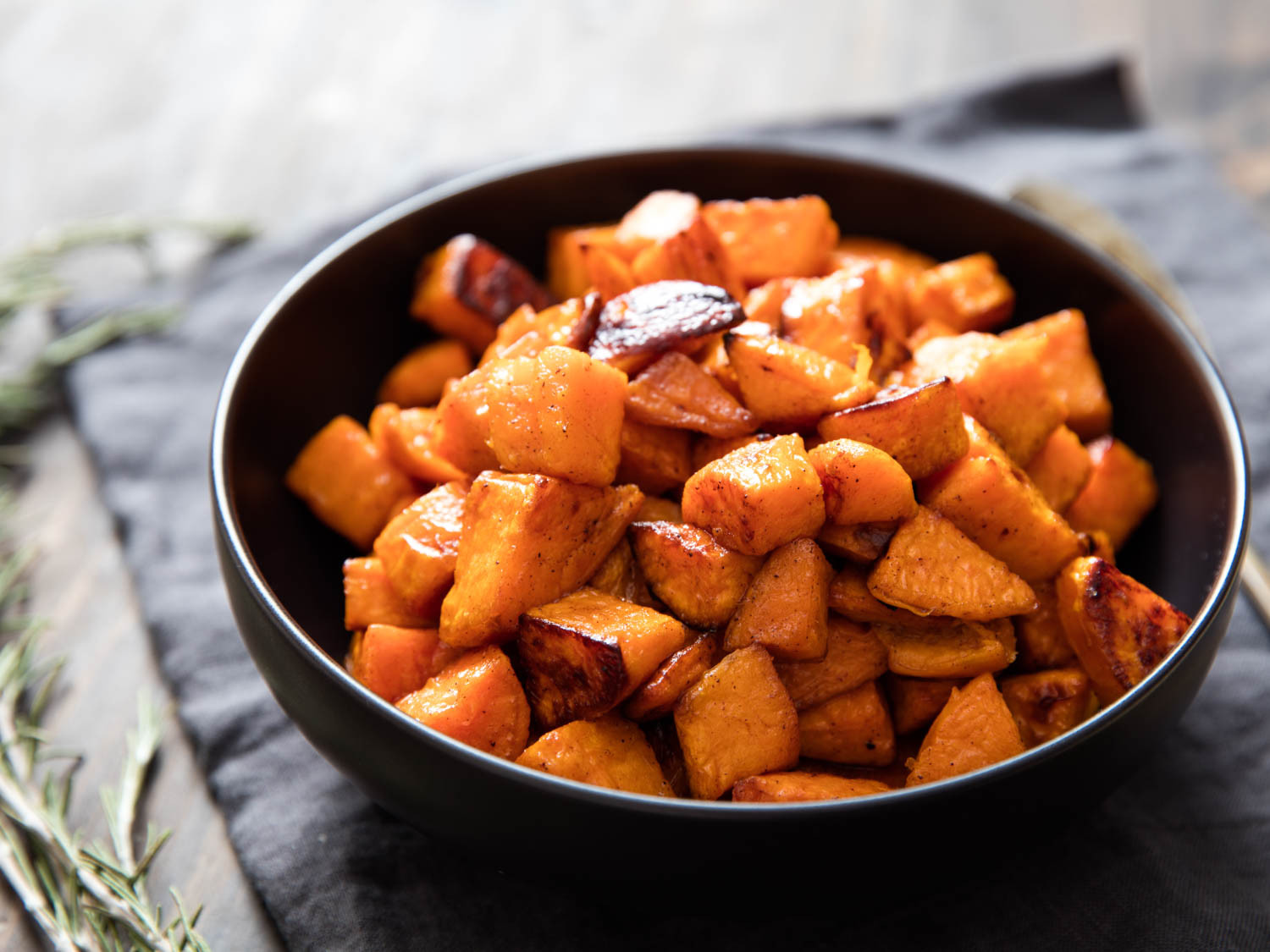 Yam Recipe For Thanksgiving
 12 Not Too Sweet Sweet Potato Recipes for Thanksgiving