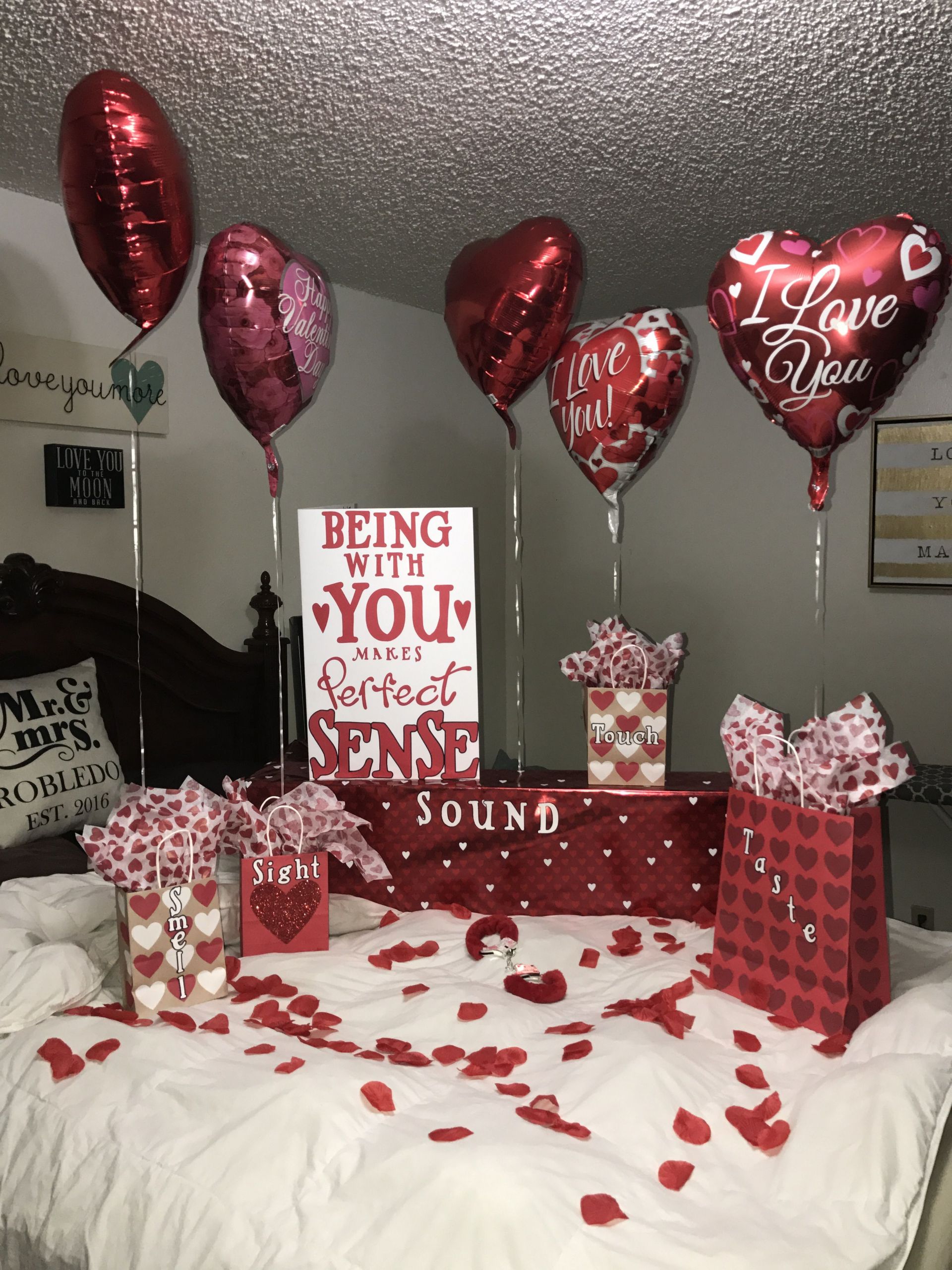 Cute Ideas For Valentines Day For Her
 Valentine s Day surprise for him 5 Senses