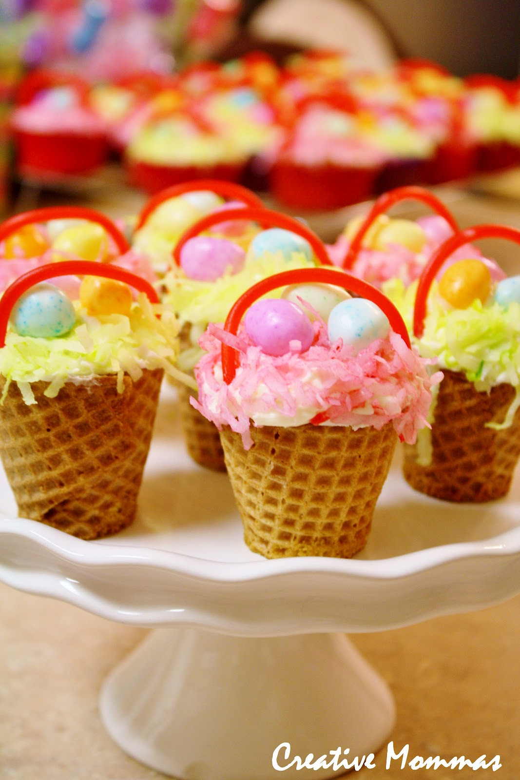 Easter Basket Cupcakes
 Creative Mommas Easter Basket Cupcakes