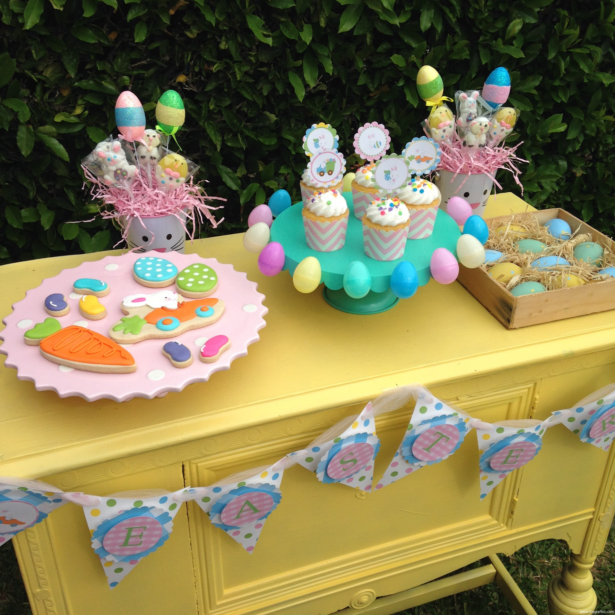 Easter Decoration Ideas For Party
 30 CREATIVE EASTER PARTY IDEAS Godfather Style
