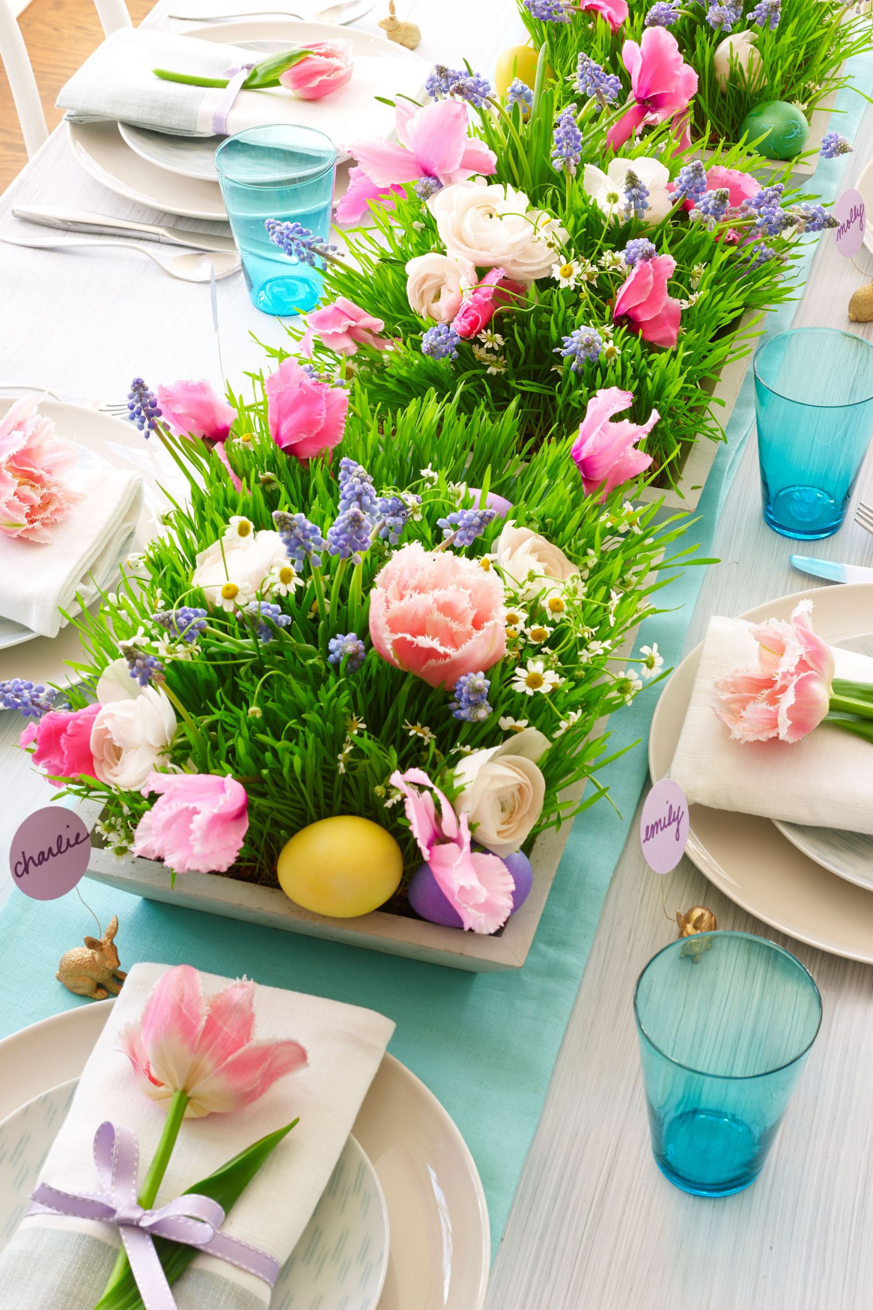 Easter Decoration Ideas For Party
 25 Easter Table Decorations Table Decor Ideas for Easter