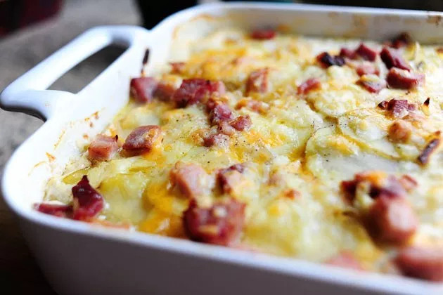 Easter Ham Pioneer Woman
 Scalloped Potatoes and Ham Will Keep Your Whole Family