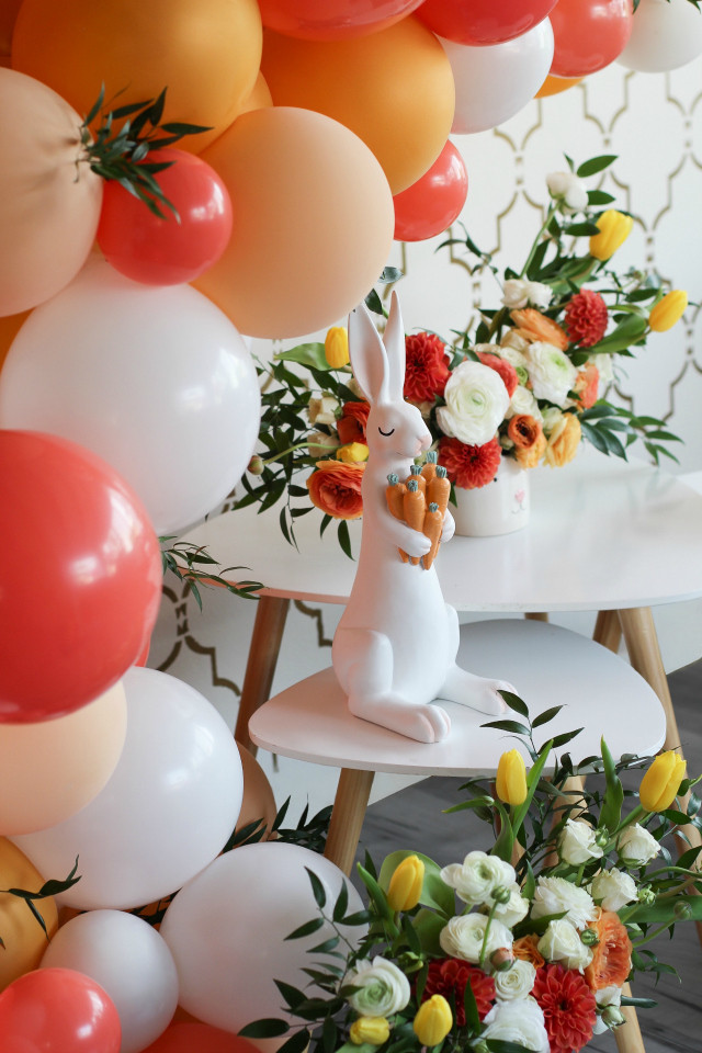 Easter Party Decor Ideas
 Easter Bunny Carrot Patch shoot Pretty My Party