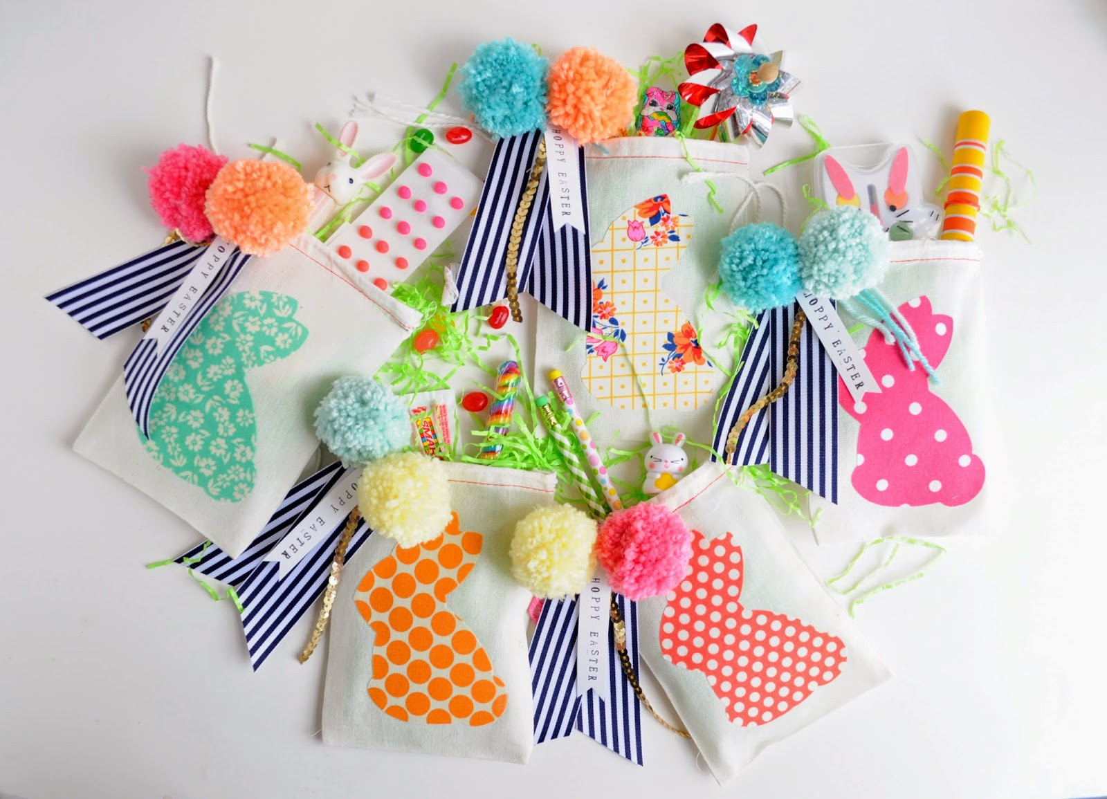 Easter Party Favor Ideas
 diy Easter party favor bags