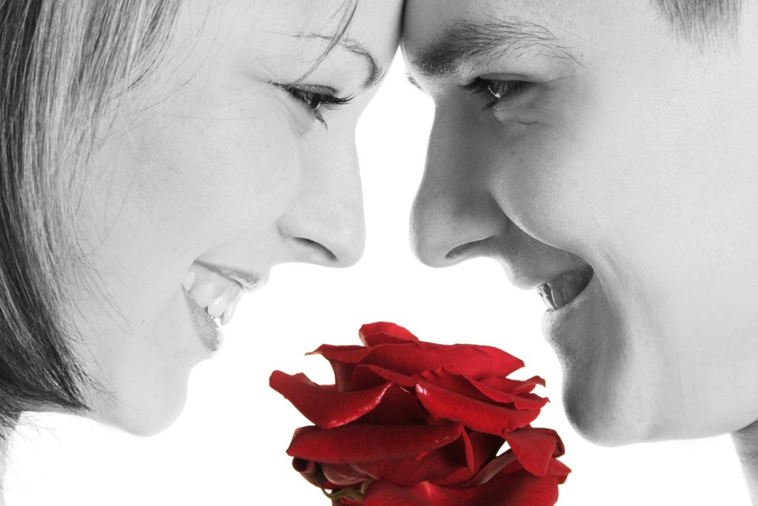 Free Gift Ideas For Girlfriend
 10 Romantic & Inexpensive Gift Ideas for Your Girlfriend
