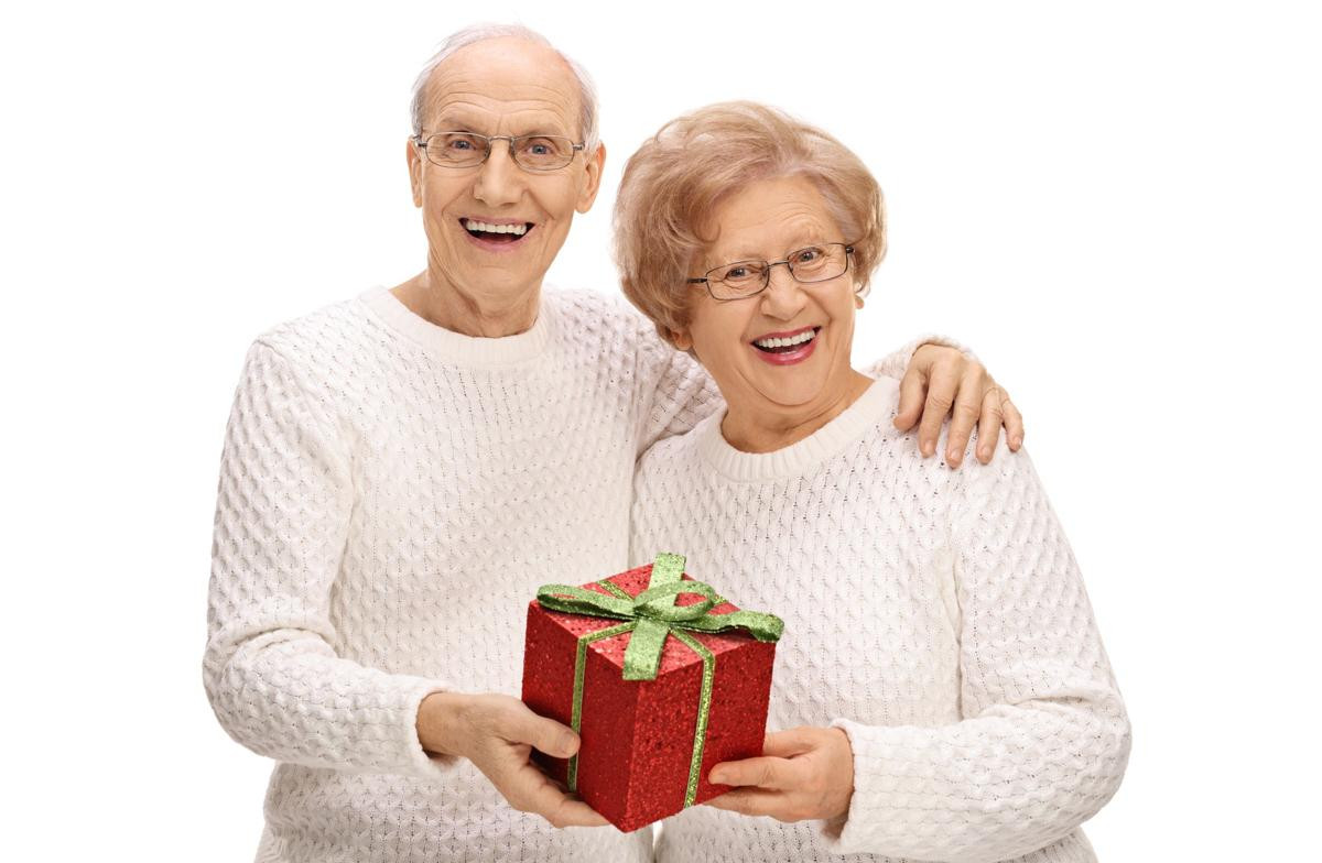 Gift Ideas For Elderly Couple
 15 Amazingly Thoughtful Wedding Gift Ideas for Older
