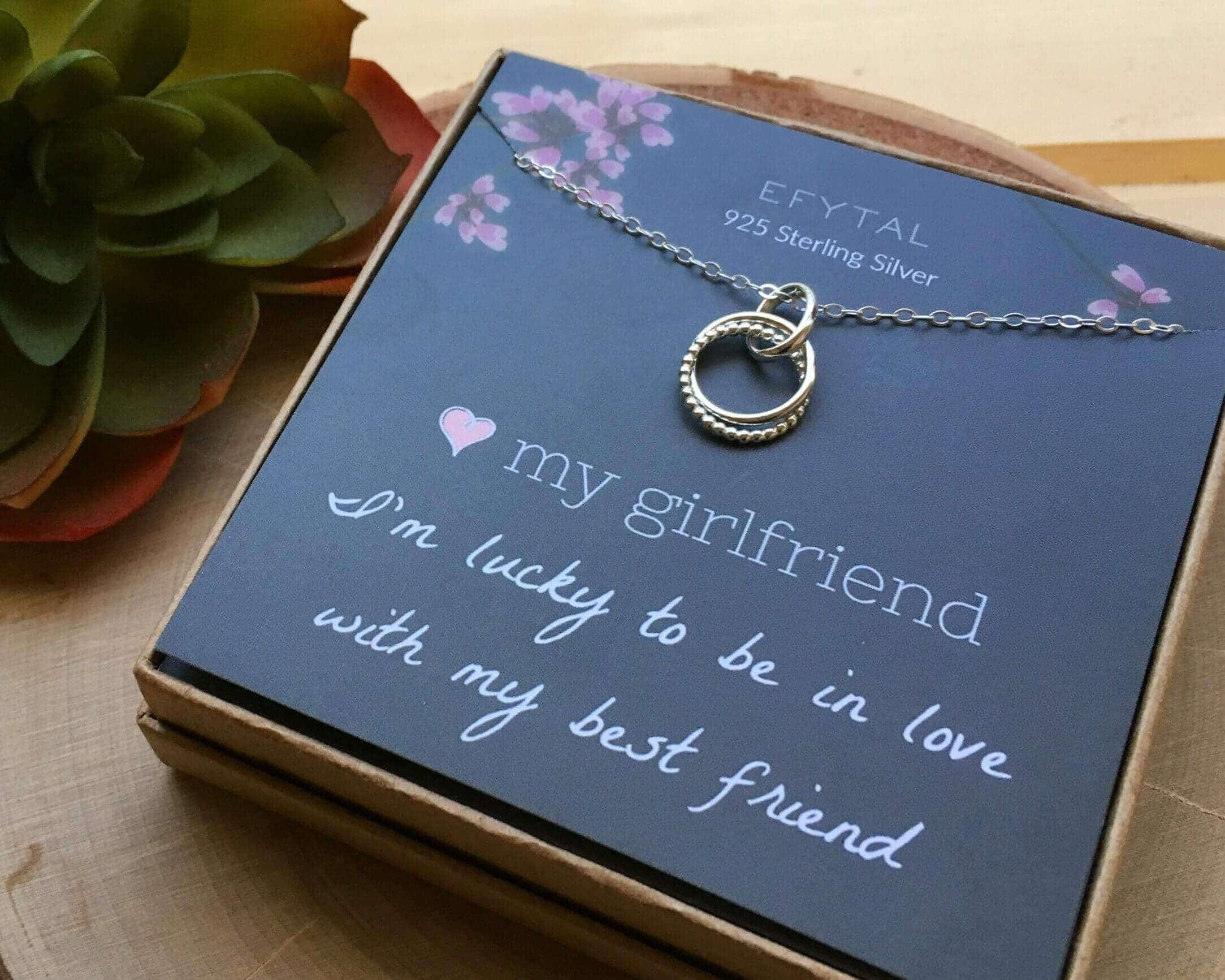Gift Ideas For Girlfriends
 Mesmerizing Valentine Day Gift Ideas for Girlfriend Live