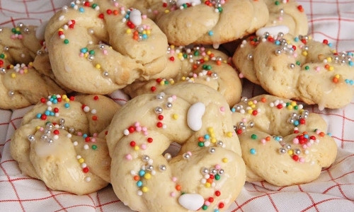 Italian Easter Cookie Recipes
 Italian Easter Cookies Recipe Laura in the Kitchen