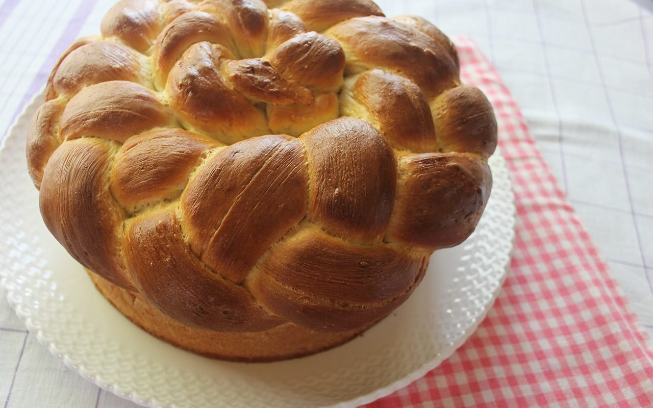 Paska Easter Bread
 How to Make Polish Easter Bread—Paska